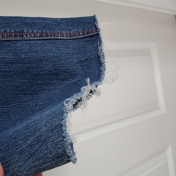 All jeans 2/$20🫦Eckored stretch lower rise flare jeans. Sz 9 perfect condition! - Picture 4 of 15